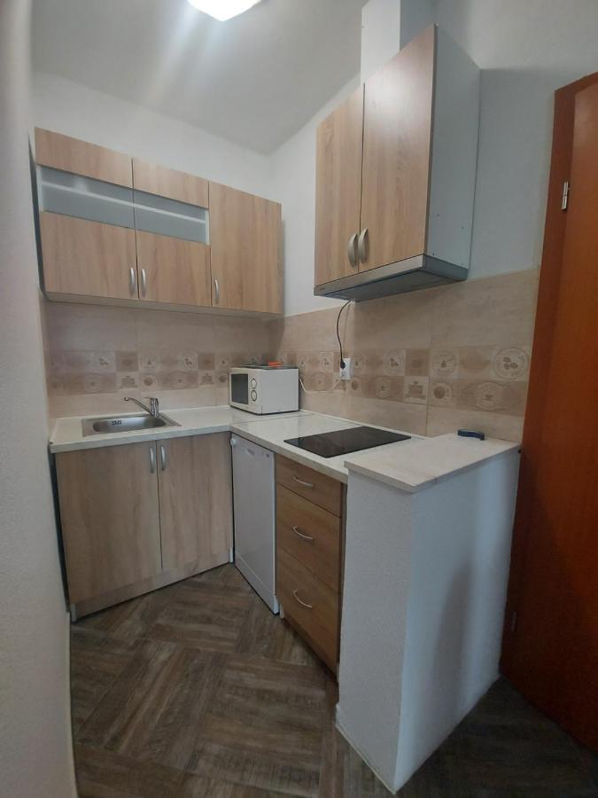 Dk Apartments Krasici Тиват Екстер'єр фото