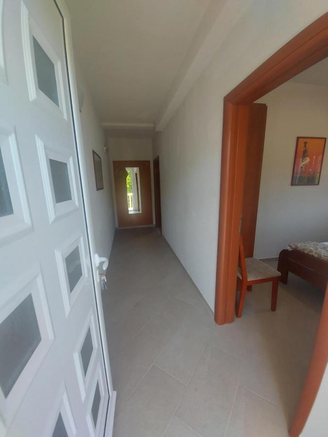 Dk Apartments Krasici Тиват Екстер'єр фото