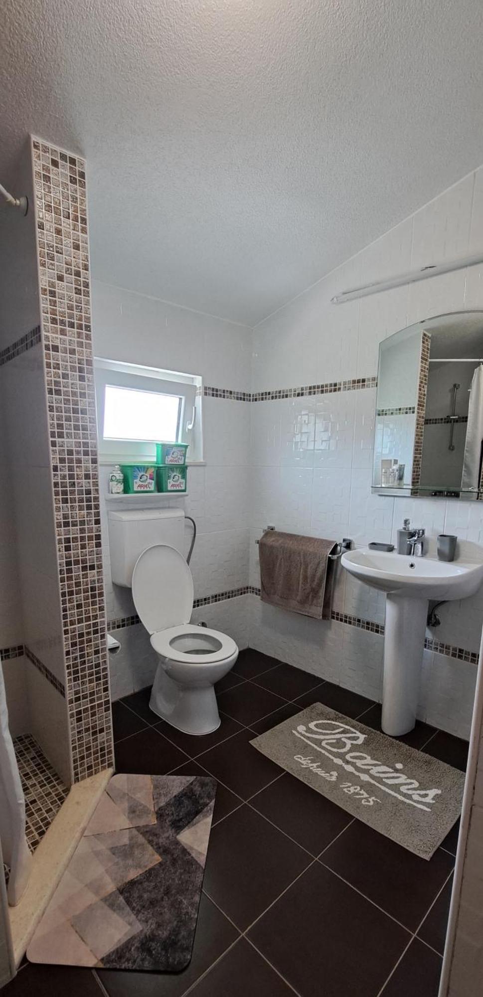 Dk Apartments Krasici Тиват Екстер'єр фото